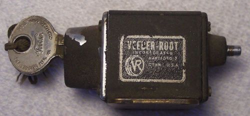 Vintage Veeder Root 5 Digit Ratchet Counter with Key Barn Find