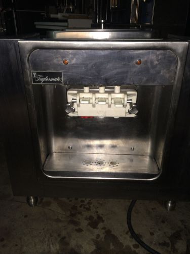 Taylor 3-flavor soft serve ice cream machine, model y162-27, 1-ph., countertop for sale