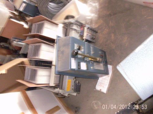 Siemens air circuit breaker 1600 amp ( custom shipping available) for sale