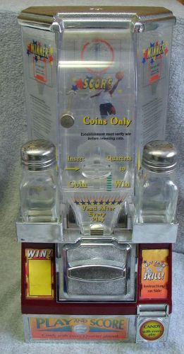 Play and Score 25c Candy Restaurant Table Top Candy Vending Machine Salt Pepper