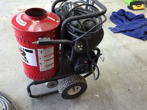 NorthStar Electric Wet Steam &amp; Hot Water Pressure Washer — 2700 PSI, 2.5 GPM, 23