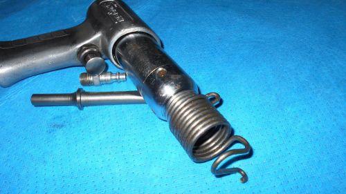 Snap on air hammer ph-50c good working condition with one new chisel for sale