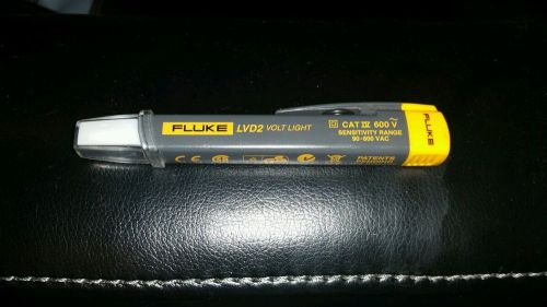 Fluke LVD2 Non-Contact Voltage Detector Light Pen