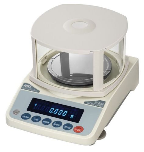 A&amp;D Weighing (FZ-500i) Precision Balance (Internal Calibration)