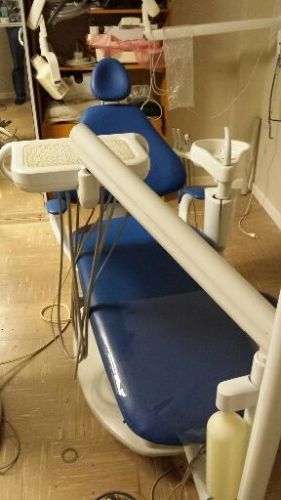 KAVO dental operatory, chair, delivery unit, cuspidor, light