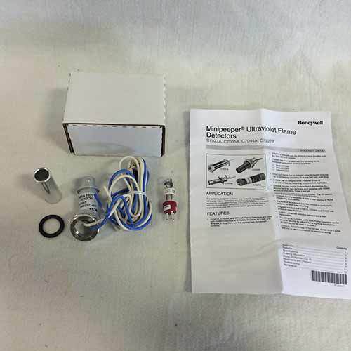 NEW Honeywell C7027A1031 Minipeeper UV Flame Detector