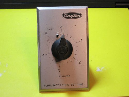 DAYTON SPRING WOUND TIMER SWITCH 5 MIN. WITH HOLD FEATURE FOR TYPICAL LIGHT*