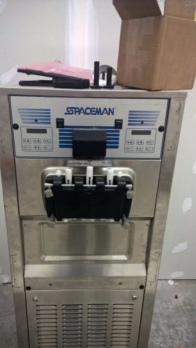 Spaceman 6378 Soft Serve Ice Cream/Frozen Yogurt Machine