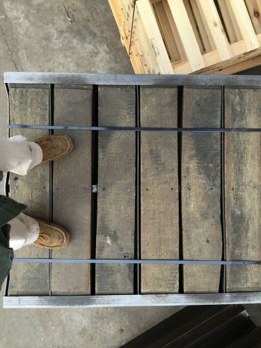 Steel pallets with wood deck boards, grade a, standard size: 48&#034;x42&#034;x5.75&#034; for sale