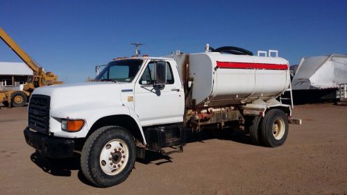 1996 ford 2000 gal water truck cummins (stock #1942) for sale