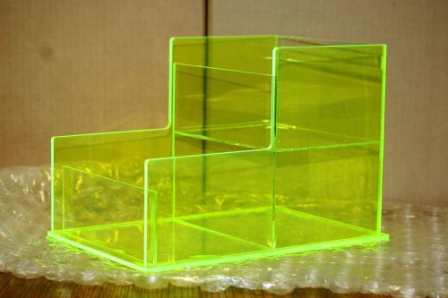 Clear &amp; Neon Green Acrylic Countertop Store Display Showcase 2 Shelves