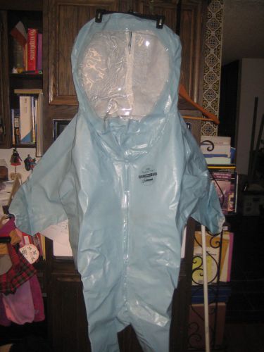 Dupont Tychem 7500 level B Size XL Style 75450