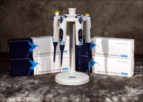 SET OF 4 BIOHIT 1-CHANNEL PIPETTES M3, M20, M200, M1000 AND STAND