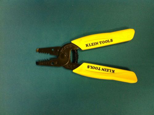 Klein Tools 11045 6&#034; 10/18 AWG Solid Cutter / Wire Strippers - NEW
