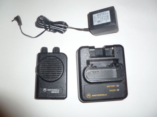 Working Motorola Minitor IV VHF Fire EMS Pager 151-158.9 MHz W/ Charger d