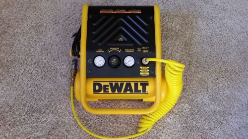 DeWalt 1 Gallon Portable Electric Trim Air Compressor D55140