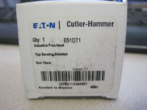 (1) NEW CUTLER HAMMER E51-DT1 PHOTO SWITCH NIB