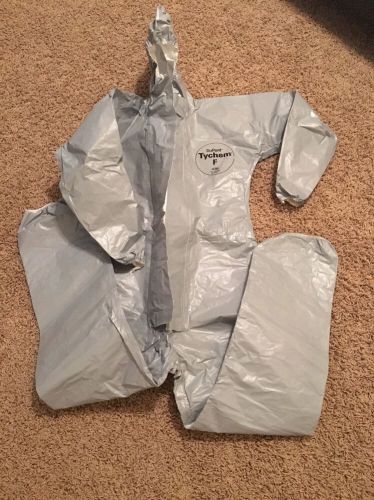 ONE DUPONT TYCHEM F HOODED COVERALL CHEMICAL PROTECTION SUIT SIZE SMALL