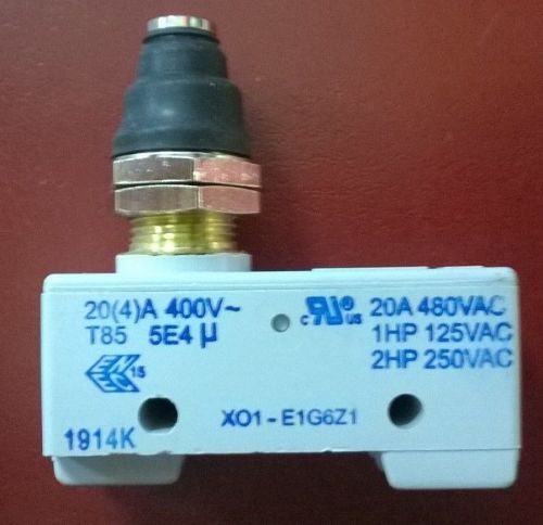 GARLAND 42-1951 Fryer Pushbutton Switch for Fryer w/ Sealing Cap NEW