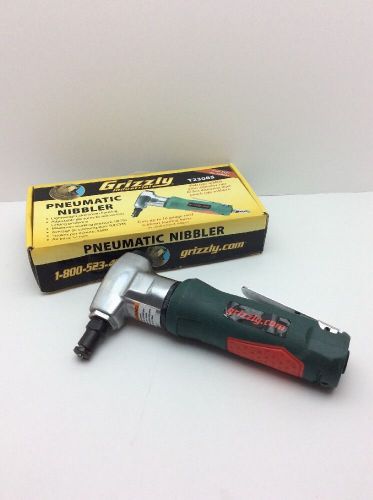Grizzly T23085 Pneumatic Nibbler