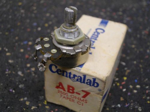 NOS Centralab Potentiometer AB-7 2500 Ohms Taper-C1