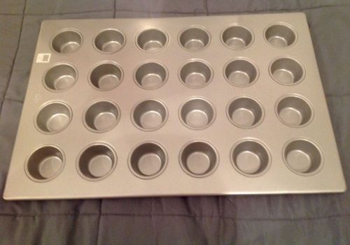 Commercial 24 cupcake pan