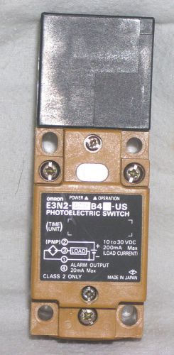 OMRON E3N2-50DB4 PHOELECTRIC SWITCHES used