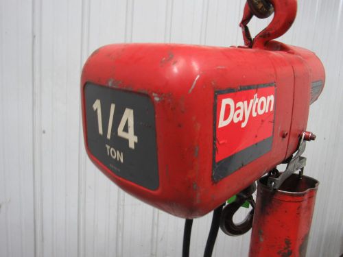 Dayton 3KR14 1/4 Ton 115/230V 1 PH 16 FPM Electric Hoist W/Pendant &amp; Manual
