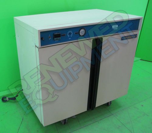 Vwr 1550 double door benchtop incubator 10 cu ft *as-is for parts* for sale