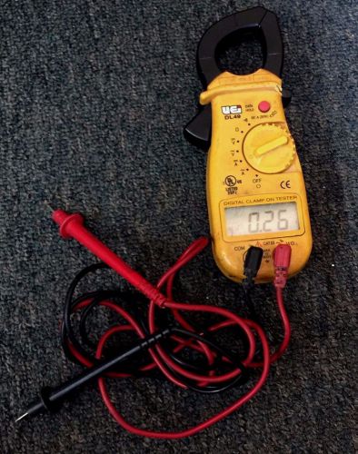 UEI DL49 CAT III DIGITAL CLAMP ON TESTER MULTIMETER WITH LEADS