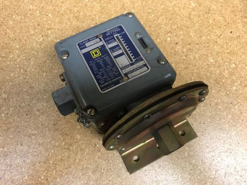 SQUARE D 9012 AMW-1 PRESSURE SWITCH   NEW