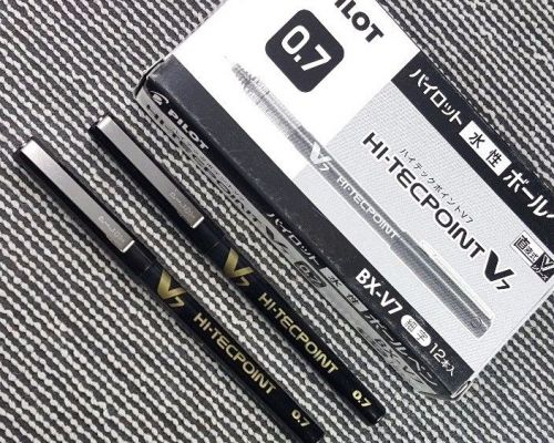 12 pcs Pilot V7 Hi-Tecpoint Pure Ink 0.7mm Fine Roller Ball Pen, BLACK INK