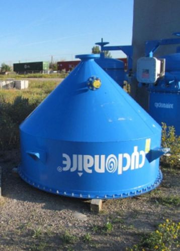 Cyclonaire Pneumatic Conveying System  Surge Hopper