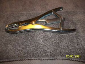 Castration Bander Elastrator for Cattle Sheep Goats and Animal Banding