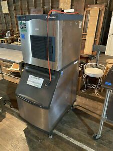 Scotsman  ND422A-1A cube Ice Machine Maker With Storage Food Service  Commercial