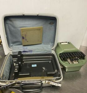 Vintage Court Stenograph Reporter Shorthand Machine Avocado Green With Hard Case