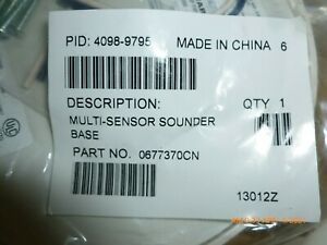 4 Simplex 4098-9795 Sounder Bases and 4 4098-9714 Smoke Heads