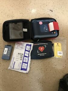 Philips Heartstart FRx AED Bundle: New Smart Pads II, Case  NEW BATTERY, AED Kit