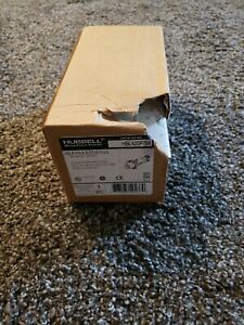 Hubbell HBL420P7W Pin and Sleeve IEC Plug, Watertight