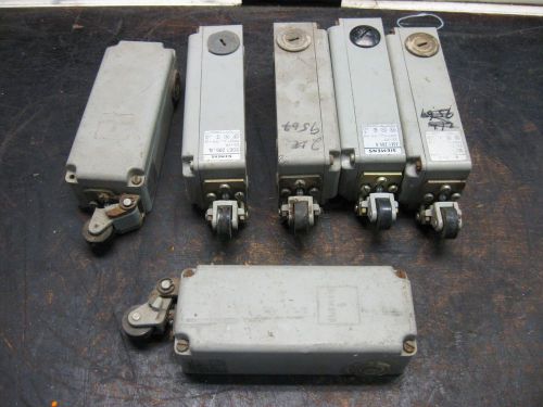6 siemens roller lever limit switch 3se1 205-0 500 v 10 amp for sale