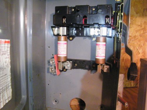 Sq. d   d224n  200 amp fuseable disconnect for sale