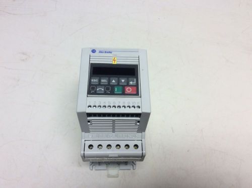 Allen Bradley 160-AA03NSF1 Ser. C FRN. 7.06 .75 HP .55 kW VFD 160AA03NSF1 160