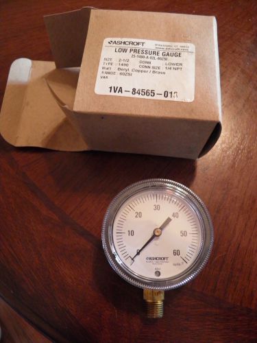 New In Box Ashcroft Low Pressure Gauge ( 0-60 ZSI )