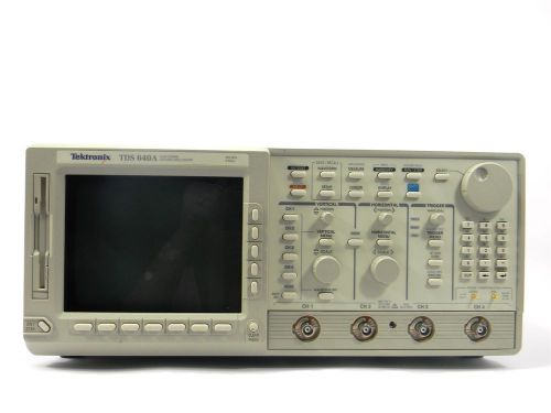 Tektronix TDS640A 500 MHz, Digital Real-Time Oscilloscope - 30 Day Warranty