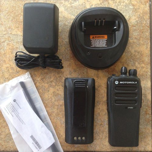 Motorola MotoTRBO CP200D UHF 403-470mhz DMR Digital Portable Two-Way Radio CP200