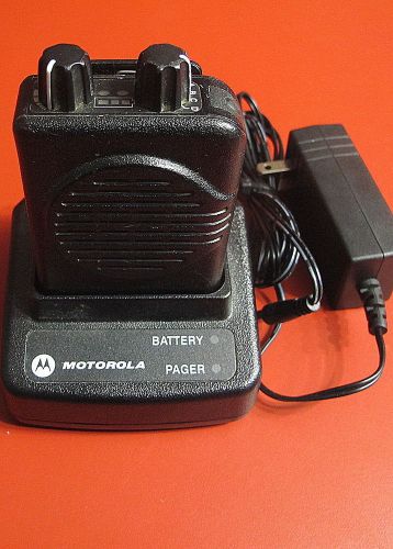 MOTOROLA MINITOR V 5 PAGER VHF 2 CHANNEL NON STORED VOICE FREE PROGRAMMING