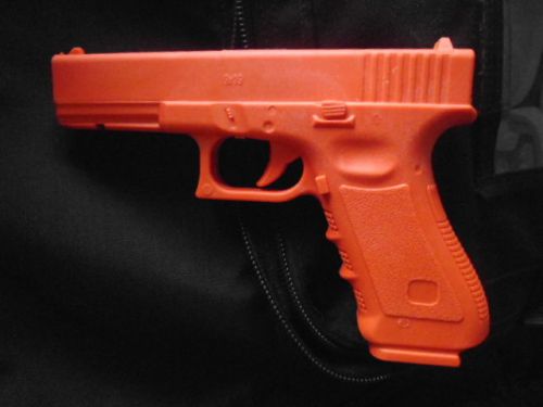Training Gun in  RED Color . Glock type