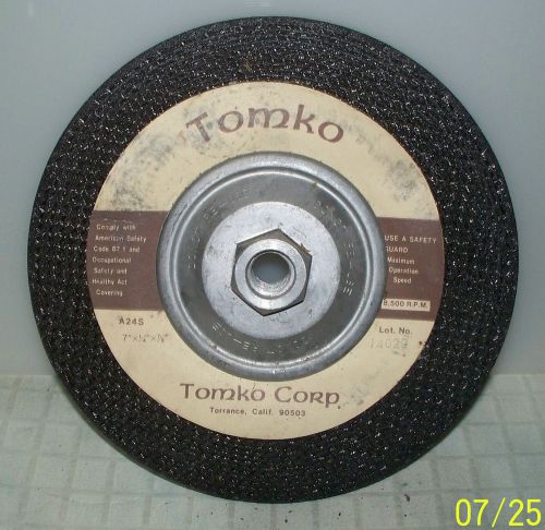 X 8 TOMCO A24S GRINDING CUT WHEEL WITH THREAD 5/8 ARBOR 7 X 1/4 X 7/8 8500 RPM
