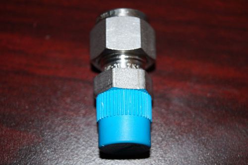 Swagelok bored-through male connector, 3/8 tube x 1/4 npt (ss-600-1-4bt) for sale