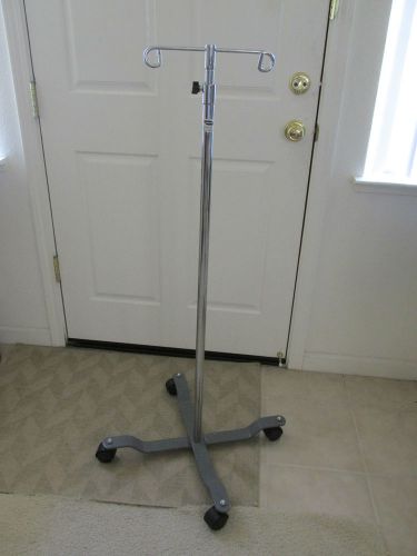 Invacare heavy duty 6845 mobile rolling iv stand pole with wheels gently used for sale